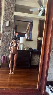 Haley Cavinder feet photo 16