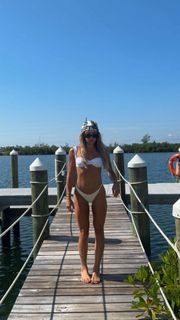 Haley Cavinder feet photo 7