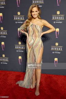 Haley Kalil feet photo thumbnail