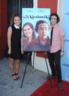 Haley Lu Richardson feet photo thumbnail