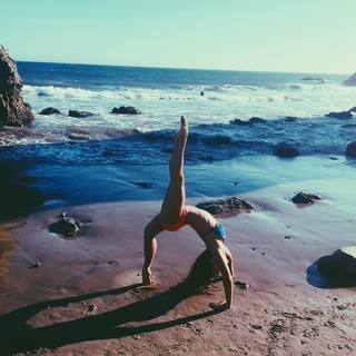 Haley Lu Richardson feet photo thumbnail