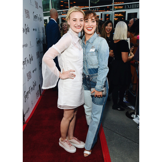 Haley Lu Richardson feet photo thumbnail