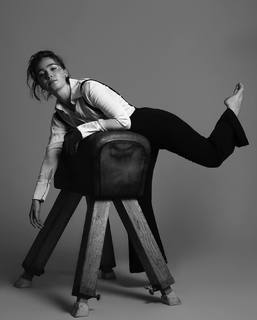 Haley Lu Richardson feet photo thumbnail