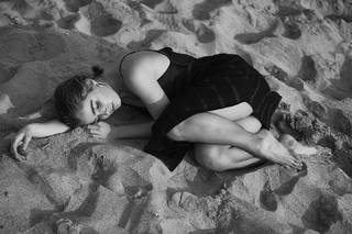 Haley Lu Richardson feet photo thumbnail