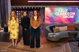 Haley Lu Richardson feet photo 9