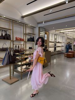 Haley Pham feet photo 10
