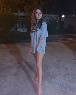 Haley Pullos feet photo 20