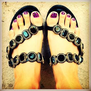 Haley Reinhart feet photo thumbnail