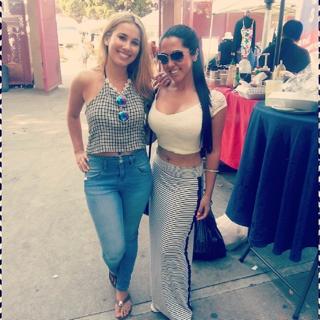 Haley Reinhart feet photo thumbnail