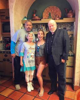 Haley Reinhart feet photo thumbnail