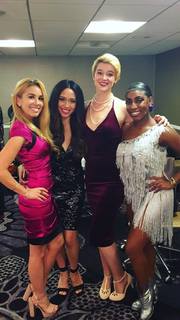 Haley Reinhart feet photo thumbnail