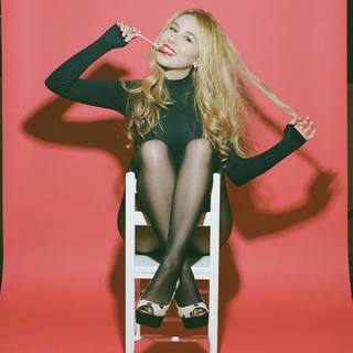 Haley Reinhart feet photo thumbnail