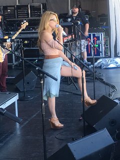 Haley Reinhart feet photo thumbnail