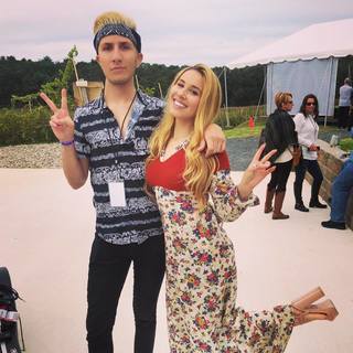 Haley Reinhart feet photo thumbnail