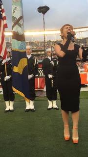 Haley Reinhart feet photo thumbnail