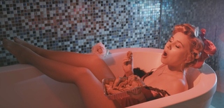 Haley Reinhart feet photo thumbnail