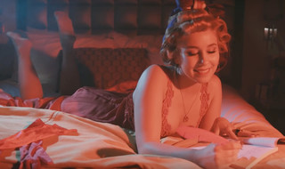 Haley Reinhart feet photo thumbnail