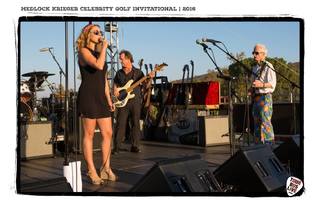 Haley Reinhart feet photo thumbnail