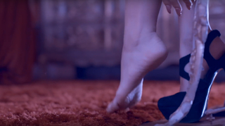 Haley Reinhart feet photo thumbnail