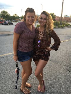 Haley Reinhart feet photo thumbnail