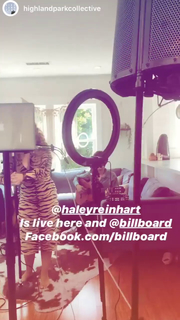 Haley Reinhart feet photo thumbnail