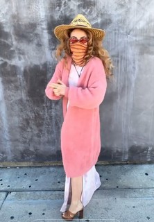 Haley Reinhart feet photo thumbnail