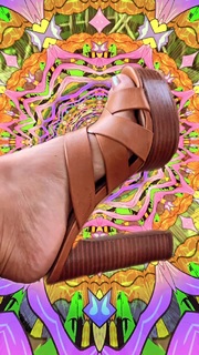 Haley Reinhart feet photo thumbnail