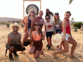 Haley Reinhart feet photo thumbnail