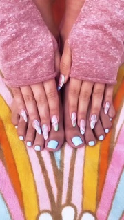 Haley Reinhart feet photo thumbnail