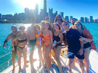 Haley Reinhart feet photo thumbnail