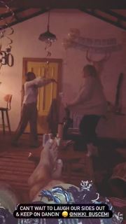 Haley Reinhart feet photo thumbnail