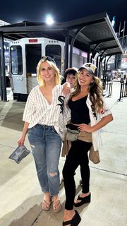 Haley Reinhart feet photo thumbnail