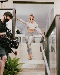 Haley Reinhart feet photo thumbnail