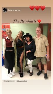 Haley Reinhart feet photo thumbnail