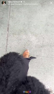 Haley Reinhart feet photo thumbnail