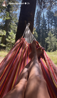 Haley Reinhart feet photo thumbnail