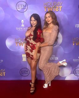 Haley Reinhart feet photo thumbnail