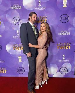 Haley Reinhart feet photo thumbnail