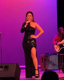 Haley Reinhart feet photo thumbnail