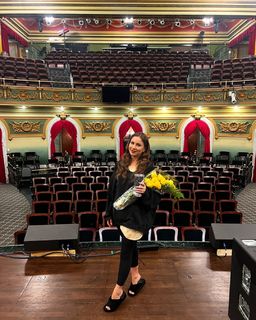 Haley Reinhart feet photo thumbnail