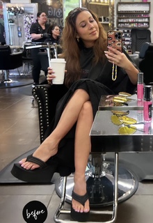 Haley Reinhart feet photo thumbnail