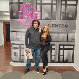 Haley Reinhart feet photo thumbnail