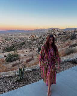 Haley Reinhart feet photo thumbnail