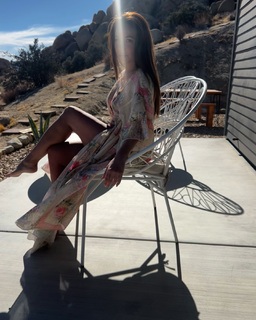 Haley Reinhart feet photo thumbnail