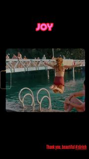 Haley Reinhart feet photo thumbnail