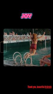 Haley Reinhart feet photo thumbnail