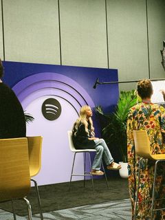 Haliey Welch feet photo thumbnail