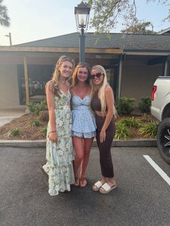 Haliey Welch feet photo 4