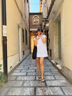 Halina Mlynkova feet photo 2