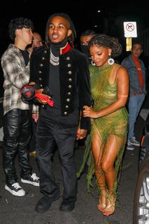 Halle Bailey feet photo thumbnail